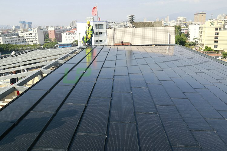 UPBEST Begins Installation of 60.84kW BIPV System for Public Building Project, Demonstrating Public Trust and Commitment to Green Buildings